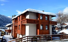 Residence Marisol Camere & Appartamenti - Mezzana Centre